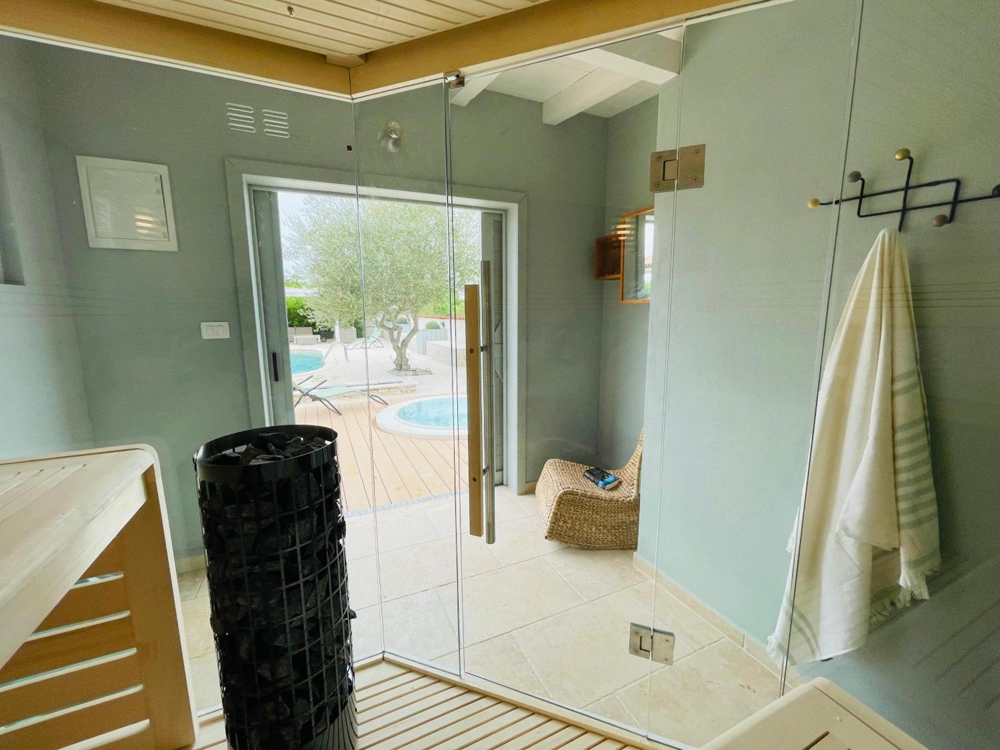 Luxury Villa In Istria - 9,000 Sqm Private Estate With Pool & Sauna, 15 Min To Sea, Near Fazana, 3 Bedrooms Jursici Exterior photo